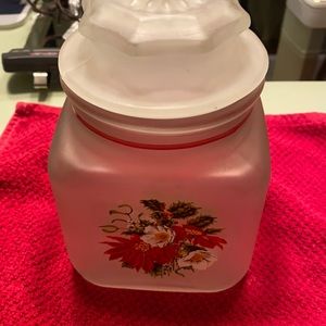 Westmorland cracker jar poinsettia detail